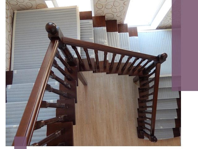 П-образные лестницы под ключ в Сорочинске — изготовление и монтаж