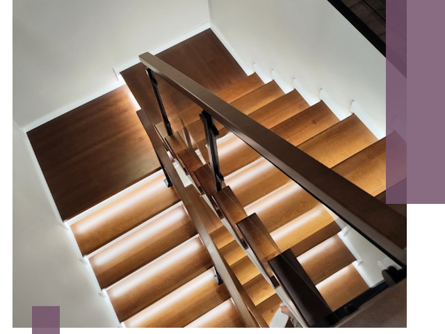 Изготовление П-образных лестниц под ключ в Сорочинске