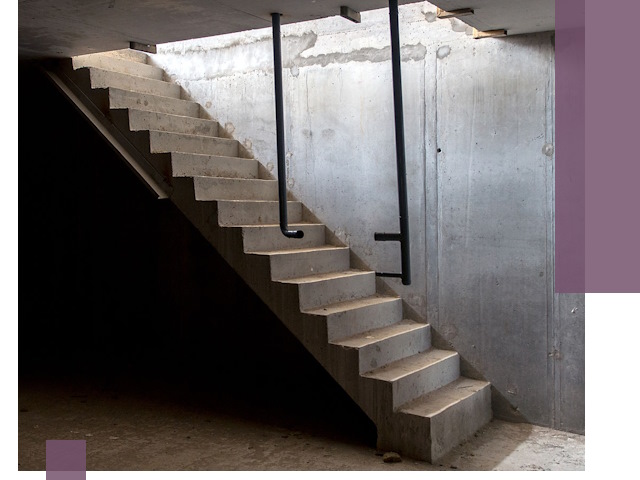Изготовление и монтаж лестниц в подвале в Сорочинске