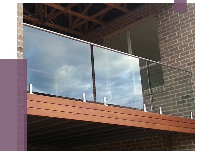 Стеклянные парапеты на крыше и террасе в Сорочинске от 11619 руб. | ПРОЛЁТ-Срч