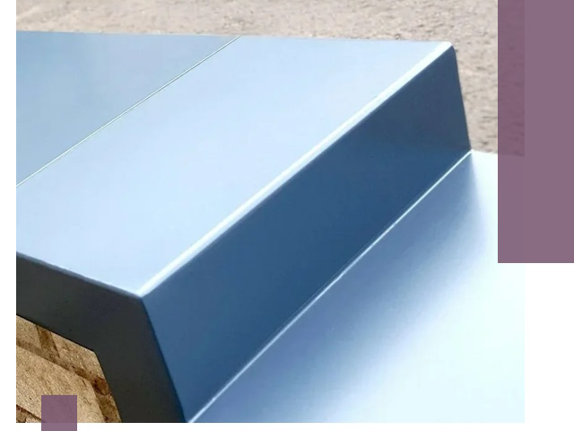 Крышки на парапет в Сорочинске: изготовление и монтаж под ключ